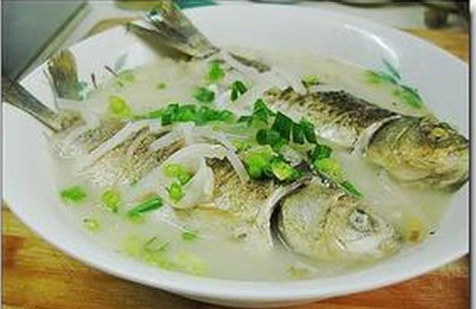 蘿卜鯽魚