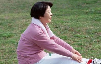 老人秋季堅持的三個原則