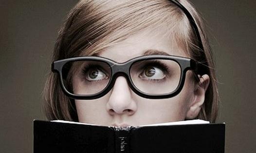 右眼皮跳是什么預兆？右眼皮跳的征兆