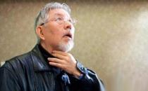 魚刺卡喉嚨應該怎么辦？