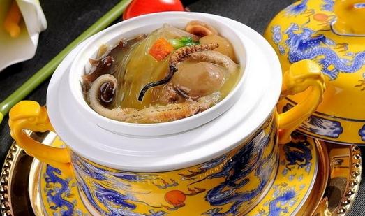 佛跳墻菜名的由來 為什么叫佛跳墻？