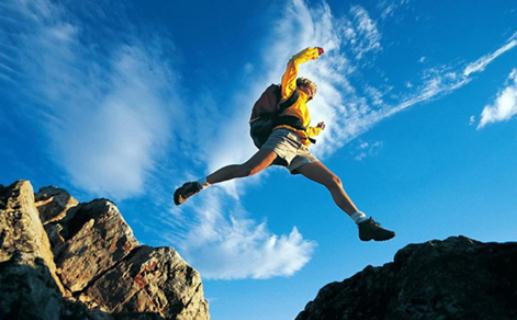 徒步的好處有哪些？徒步鞋和登山鞋的區別