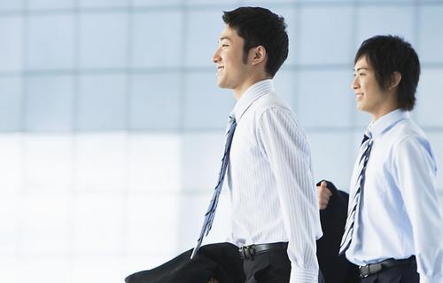 白領空調肩 中醫建議拔罐調理