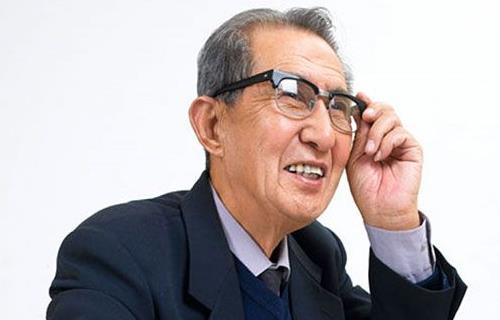 老年人堅(jiān)持良好生活習(xí)慣預(yù)防耳聾