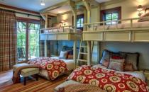 高低床如何清潔保養？高低床的材質有哪些？