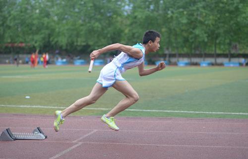 讓孩子學會跑步中自我保護