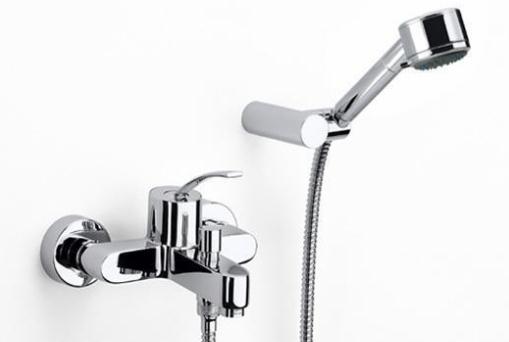 浴缸淋浴龍頭的搭配-浴缸淋浴龍頭的保養(yǎng)