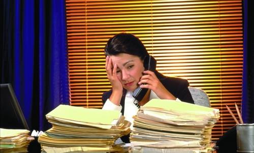 上班族忌“白天少動(dòng)夜晚好動(dòng)”