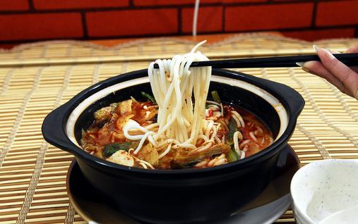 砂鍋美味擋不住 春季砂鍋更養(yǎng)生