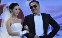 夫妻年齡差距大怎么調節