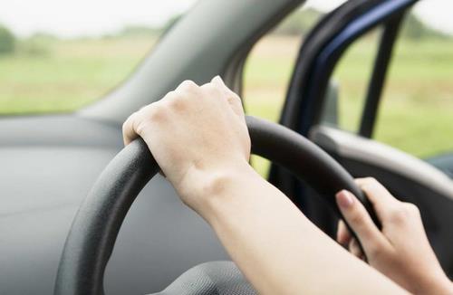 “司機病”要防治 遠離痔瘡頸椎病