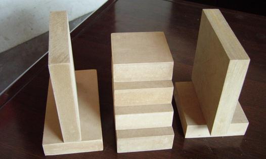 中纖板和實(shí)木顆粒板哪個(gè)好?中纖板的優(yōu)缺點(diǎn)