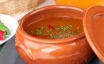 煲湯小技巧 讓你學(xué)會給湯放調(diào)料