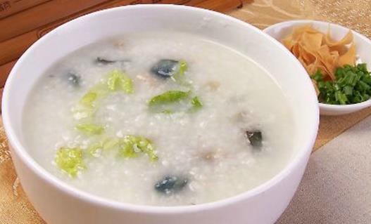 老年人便秘吃什么好？12種緩解便秘藥粥