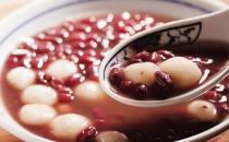 冬季滋陰潤(rùn)燥用糖水 三種糖水很不錯(cuò)