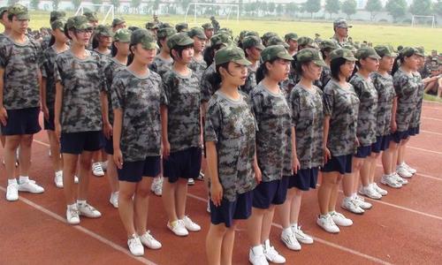 高一新生調節心理很重要