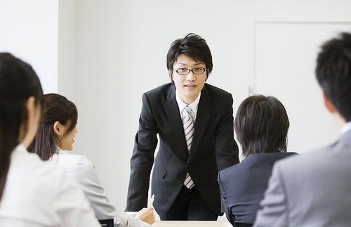 久坐不動易致不孕 白領久坐易患六疾病