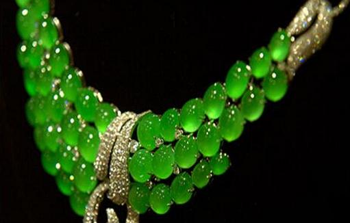 綠玉髓的價格-綠玉髓如何鑒別?