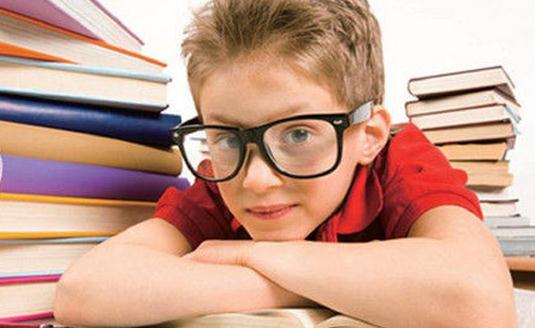 青少年近視吃什么可以保護(hù)眼睛？