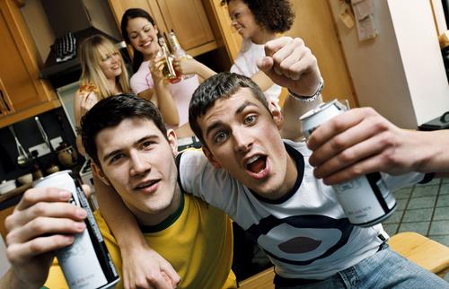 白領年末應酬多 警惕4大年終病