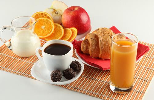 辦公室女郎長(zhǎng)期不科學(xué)飲食 保胃刻不容緩