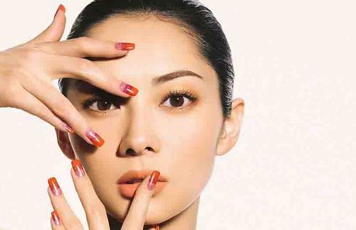 自制收縮毛孔面膜 做個(gè)零毛孔女人