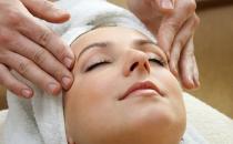 臉上長斑怎么調理