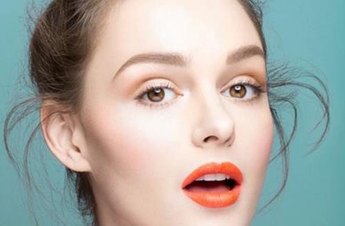 盤(pán)點(diǎn)讓肌膚吸毒的6大生活用品