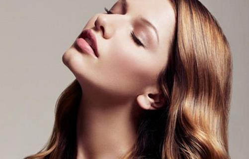 六個去頭屑妙招還你烏黑秀發