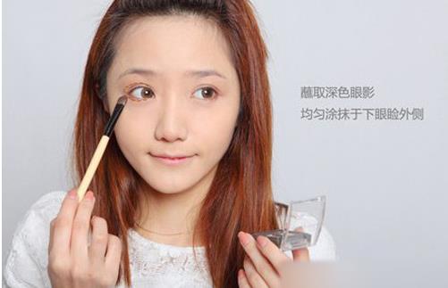 教你化出清淡靚麗的學生妝