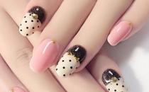 基礎指甲護理與涂法 即刻擁有女人味指尖