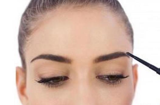 你知道眉毛種植的手術過程嗎