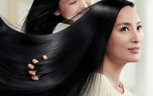 冬季頭發(fā)干枯怎么辦