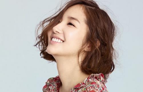 燙發(fā)后如何護(hù)理 讓你頭發(fā)持續(xù)靚麗的妙招