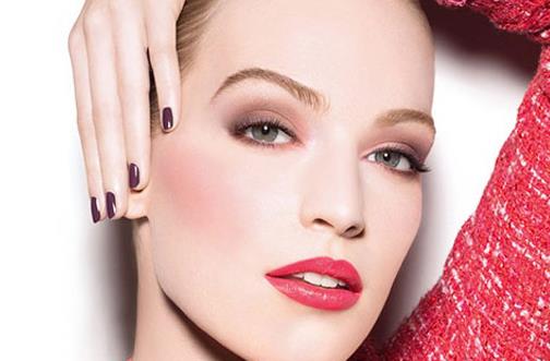 學習腮紅畫法突顯你好氣色