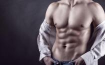 胸毛移植 引領男人整形新時尚