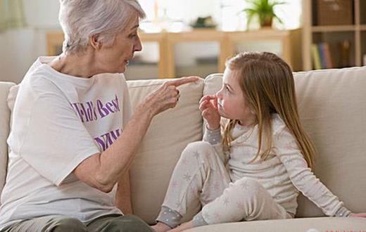 老人嘮叨是病,癥結何在