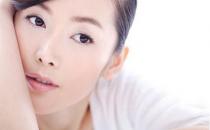 摸臉會長痘？調養祛痘有妙方