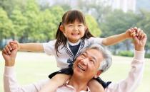 老有老的優勢 樂觀對待生活