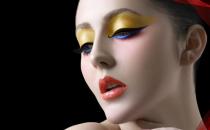 煙熏妝要避免三大誤區