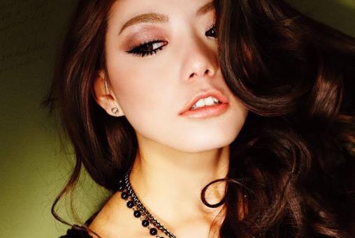 小煙熏妝的畫法 讓你秒變女神