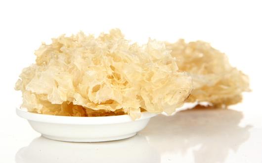 女性潤膚養(yǎng)顏：內(nèi)外兩用美膚水