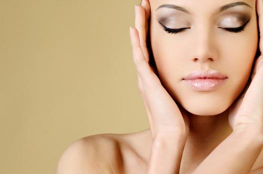 亂擠痘痘危害大 不如這樣來試試