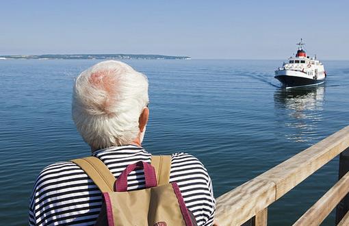 老人出門10樣?xùn)|西不能少