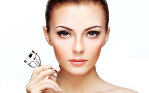 眼部暈妝 該怎么做？