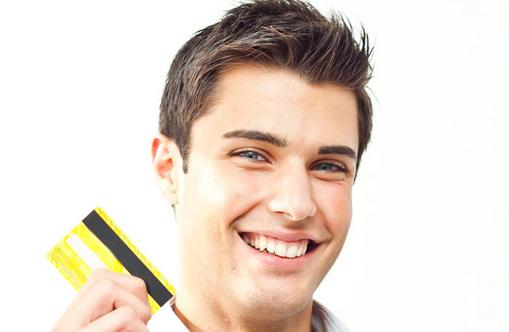 男性起床后別馬上刮胡子