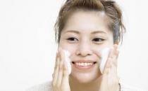 去痘五大誤區 讓你不做“痘”花妹