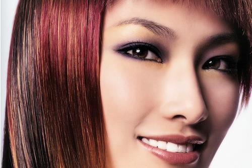 頭發(fā)拉直后要如何進行護理