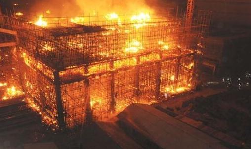 發(fā)生火災(zāi)時(shí)的自救方法