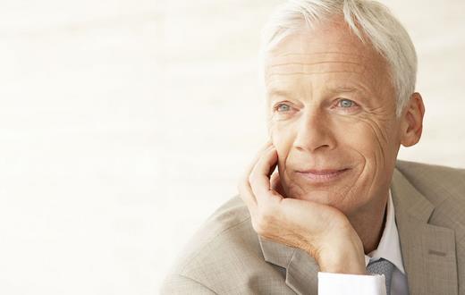 中老年人注意進行頸部鍛煉